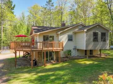 Stone Lake, WI: N4040 Western Avenue