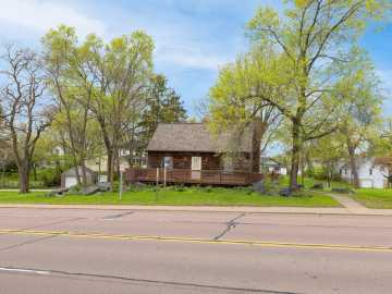 Black River Falls, WI: 336 N Water Street 