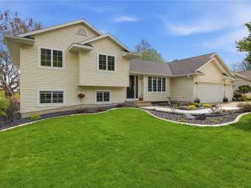 Eau Claire, WI: 4125 Birch Crest Lane