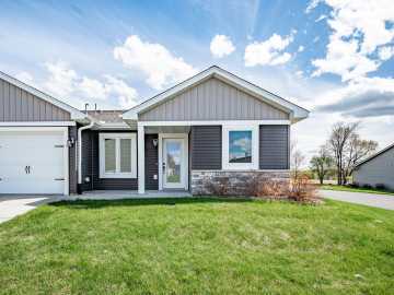 Baldwin, WI: 300 Cedar Street
