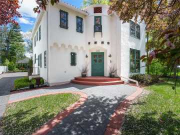 Eau Claire, WI: 1435 Park Avenue