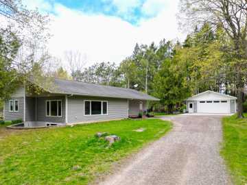 Ladysmith, WI: W7950 US Highway 8 