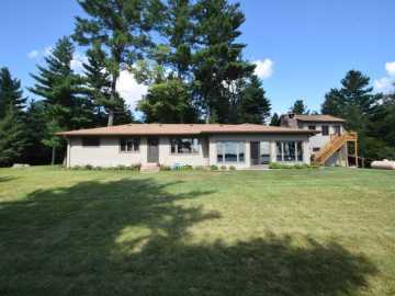 Webster, WI: 3707 County Road A 