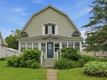 Cornell, WI: 616 Main Street