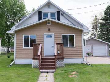 Mondovi, WI: 551 W Main Street
