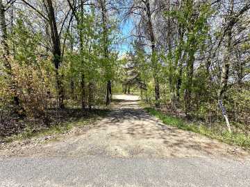 Eau Claire, WI: 1438 Pleasant Hill Road