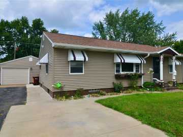 Altoona, WI: 2320 Hayden Avenue