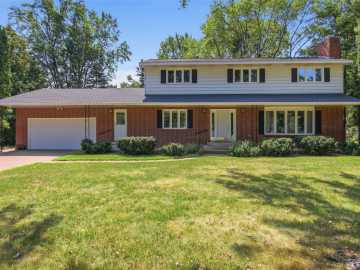 Eau Claire, WI: 1609 Lehman Street