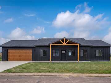 Turtle Lake, WI: 210 Sandhill Street