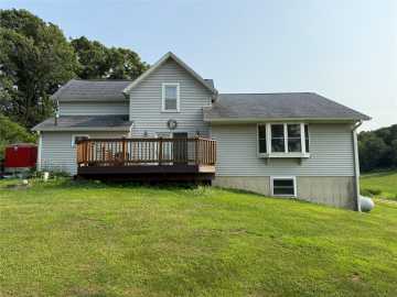Whitehall, WI: W15875 Schroeder Road