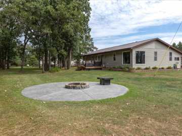 Colfax, WI: N9924 600th Street