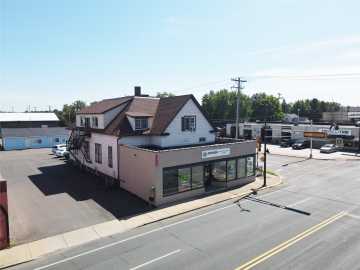 Rice Lake, WI: 431 S Main Street