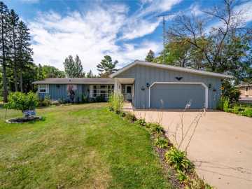 Stanley, WI: 643 Madison Street