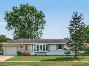 Eau Claire, WI: 609 E Tyler Avenue