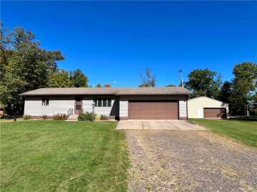 Luck, WI: 777 Big Round Avenue