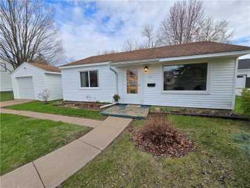Chippewa Falls, WI: 833 Stanley Street