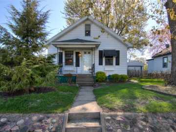 Eau Claire, WI: 1227 Barron Street