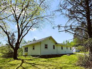 Ladysmith, WI: N4719 Schmidt Road
