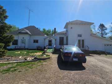 Ladysmith, WI: 5876 N State Hwy 27