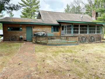 Danbury, WI: 31302 Castle Drive