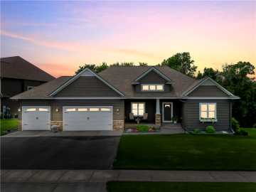 Eau Claire, WI: 4754 S Oakwood Hills Parkway