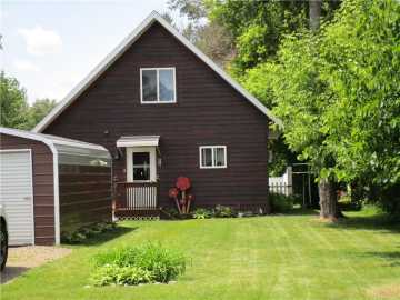 Bruce, WI: 1031 N Alvey Street