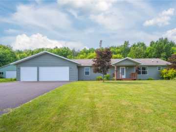 Amery, WI: 401 97th Street