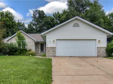 Eau Claire, WI: 2637 Frostwoods Street