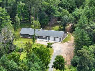 Merrillan, WI: W10362 Lower Lake Drive