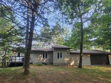 Webster, WI: 28025 S Johnson Lake Road
