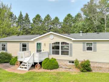 Holcombe, WI: 27184 272nd Avenue