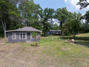 Spooner, WI: N5365 & N5363 Mann Rd. 