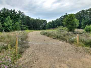 Eau Claire, WI: 5900 Sandstone Road