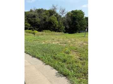 Eau Claire, WI: 3490 Creek Ridge Drive