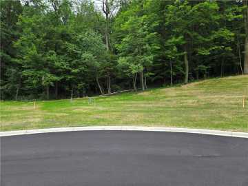 Boyceville, WI: 1447 Sykora Lane