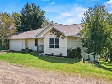 Amery, WI: 1575 60th Avenue