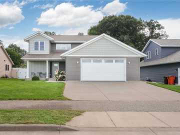 Altoona, WI: 457 Autumn Drive