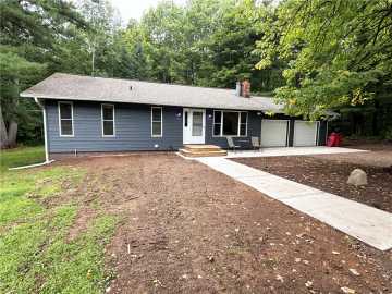 Spooner, WI: N4461 Tozer Lake Road Road
