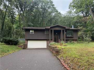 Eau Claire, WI: 1924 Noble Drive