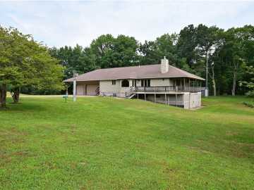 Almena, WI: 1753 7th Street