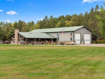 Amery, WI: 1095 80th Street