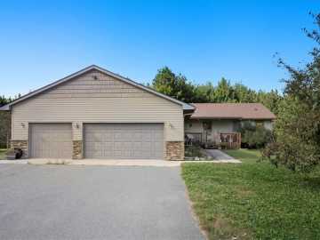 New Richmond, WI: 906 131st Avenue