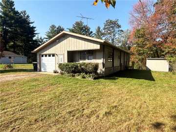 Cameron, WI: 1376 21 3/4 Street