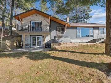 Iron River, WI: 10325 Teepee Trail