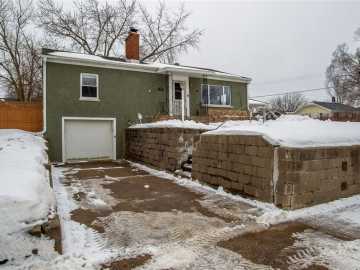 Eau Claire, WI: 1505 Woodland Avenue