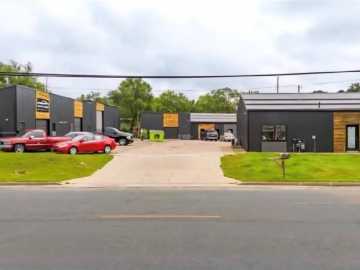 Eau Claire, WI: 1025 Starr Avenue