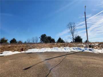 Black River Falls, WI: Lot 74 Cottonwood Avenue