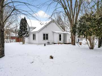 Chetek, WI: 626 Leonard Street