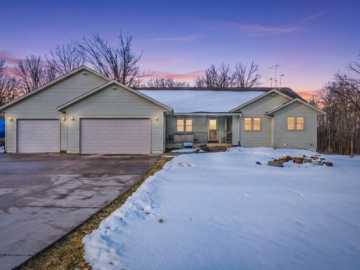 Cadott, WI: 24839 48th Avenue