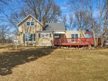 Cadott, WI: 12095 County Highway Ee 